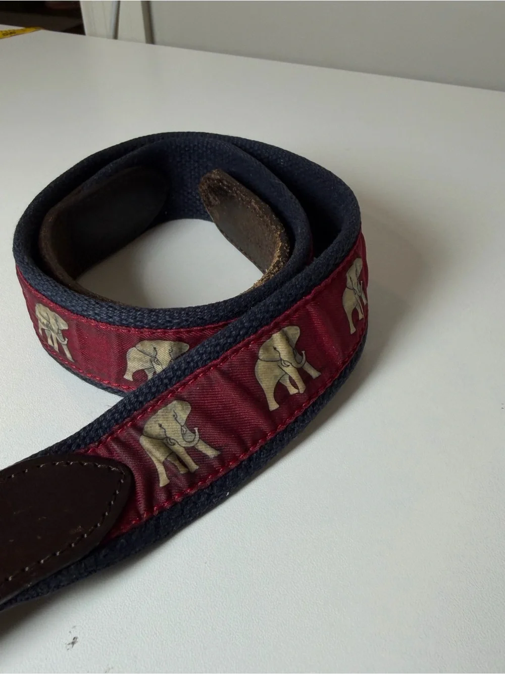 Vineyard Vines 30W Burgundy Elephant Canvas Belt with Brown Leather Brass Buckle